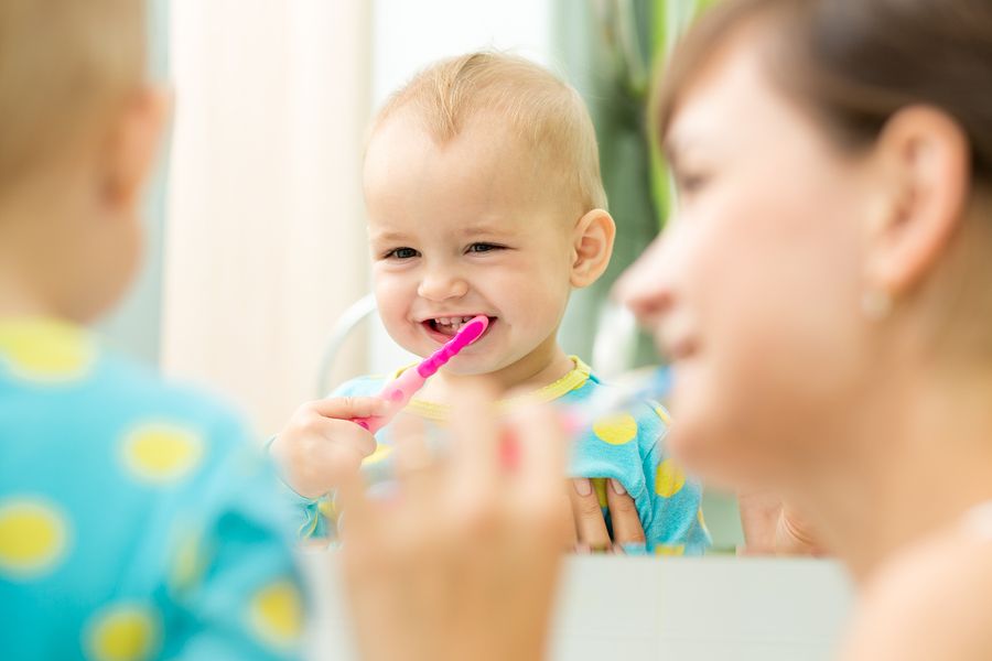 schijf Melbourne lengte Tandenpoetsen baby: bescherm je baby's tandjes – 24Baby.nl