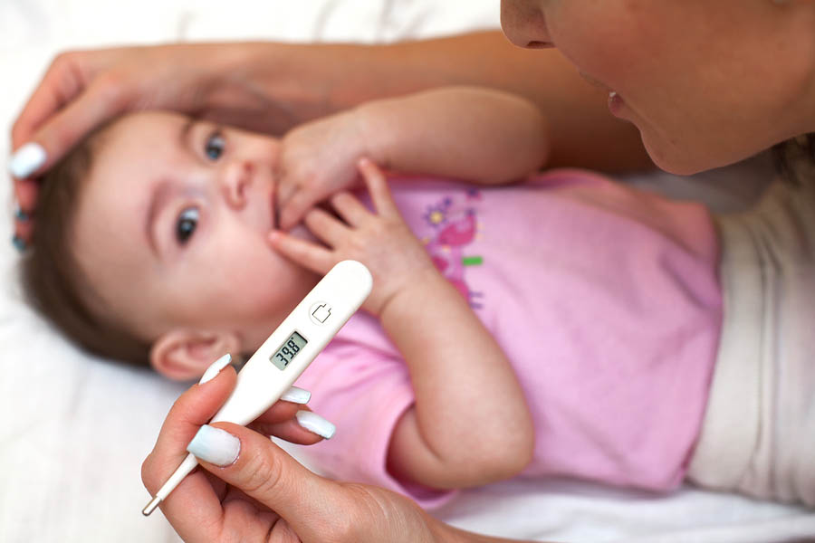 verlamming voorzichtig Jaarlijks Koorts bij je baby: hoe komt het en wat kan je eraan doen? – 24Baby.nl
