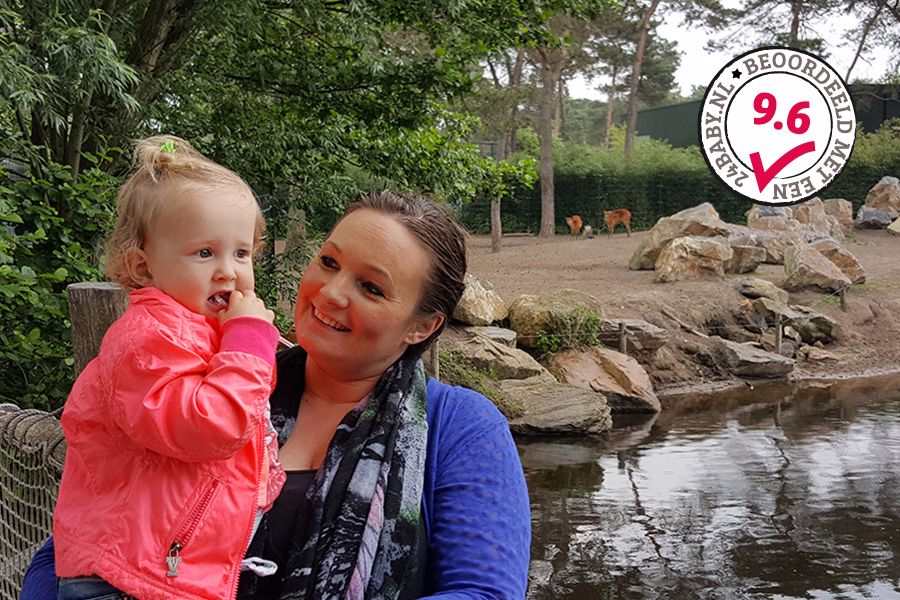 moeder-en-dochter-in-safaripark-beekse-bergen