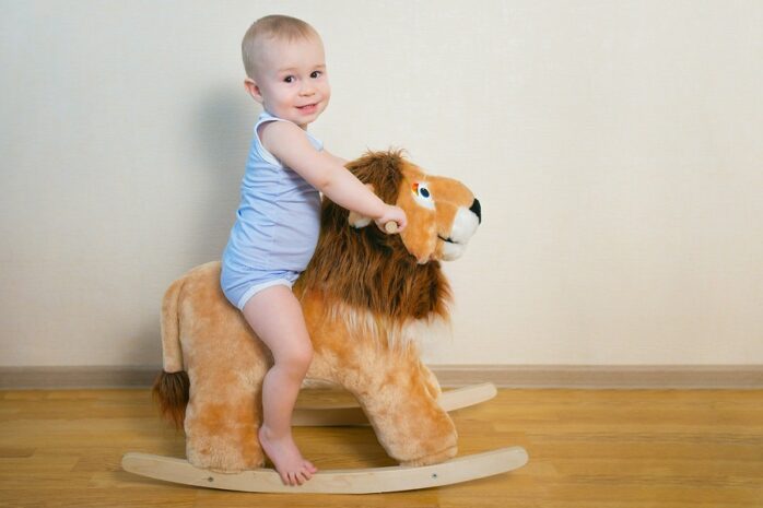 lava bedelaar schattig Het leukste speelgoed voor je baby van 1 jaar – 24Baby.nl