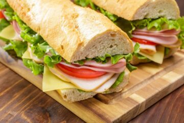 Broodje gezond met gerookte kip