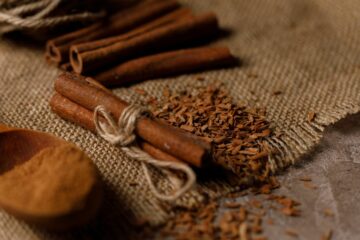 Kaneel mag je beperkt eten als je zwanger bent