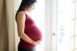 Zwangere vrouw maakt zich zorgen over het coronavirus