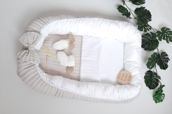 Babynestje als kraamcadeau