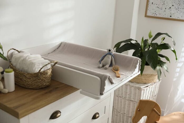Commode baby: een verzorgingstafel de babykamer – 24Baby.nl