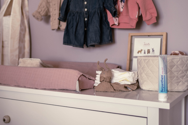 Bepanthen Baby Zalf op de commode