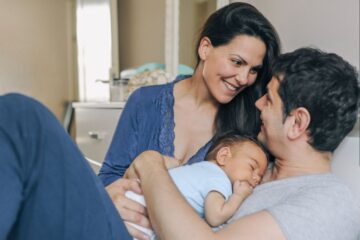 Een zoon met een van de jongensnamen van 2026