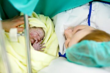 moeder en baby herstellen na keizersnede