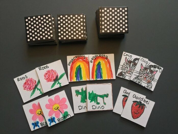 Zelfgemaakte memory als peuteractivteit