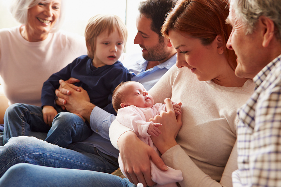 Kraambezoek komt op visite tijdens corona virus