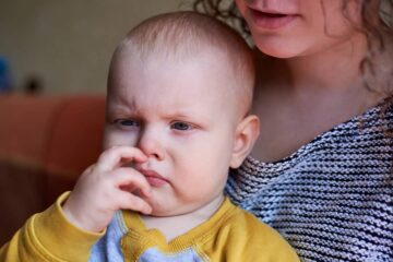 Kind heeft last van voorwerp in neus