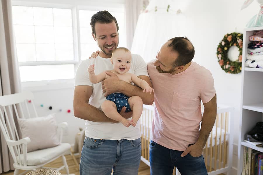 Vaders denken na over zorgverzekering baby en eigen risico