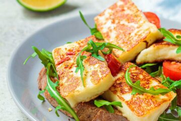 Volkoren toast met halloumi